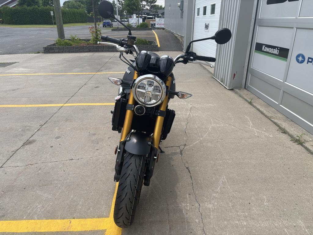 Kawasaki Z900RS SE 2025