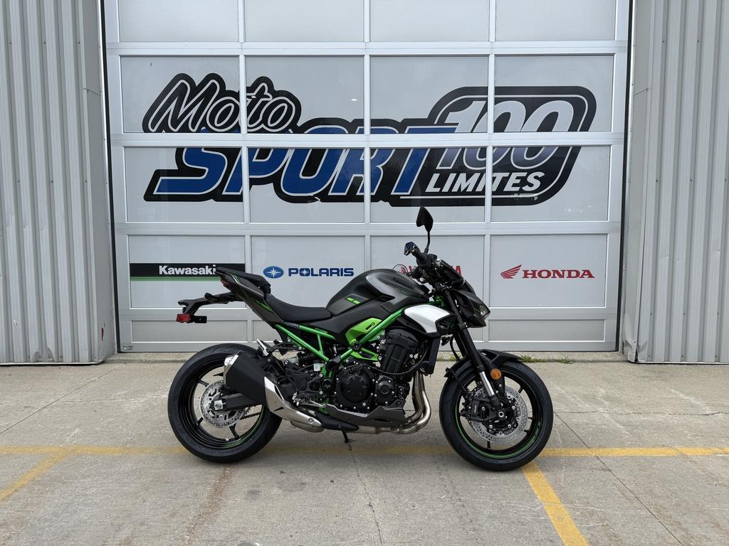 Kawasaki Z900 ABS 2025