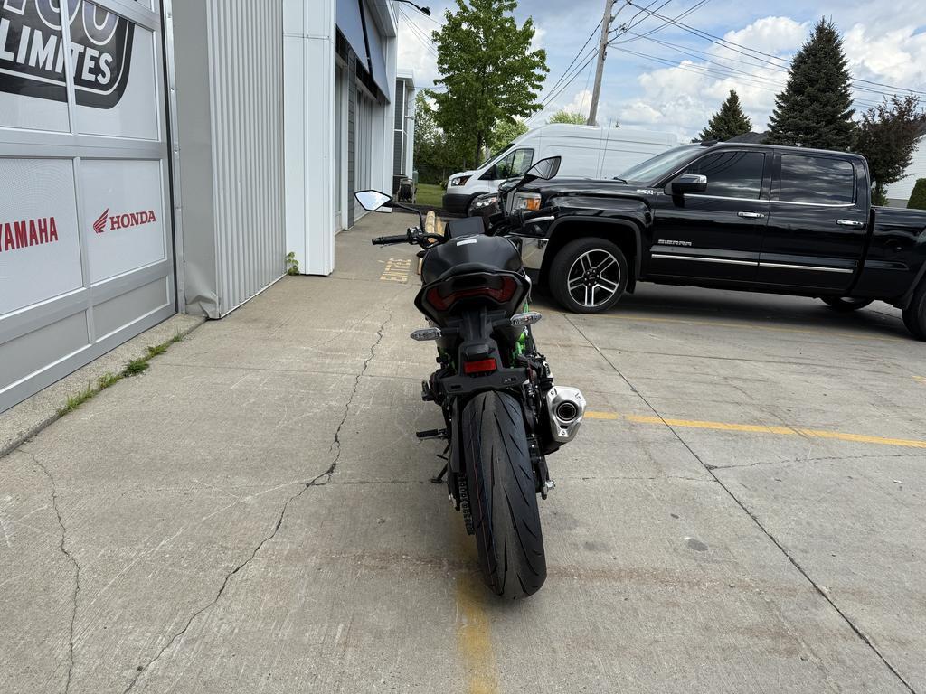 Kawasaki Z900 ABS 2025