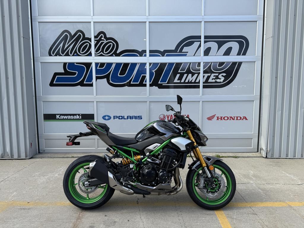 Kawasaki Z900 SE 2025