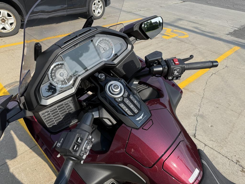 Honda Gold Wing Tour 2025