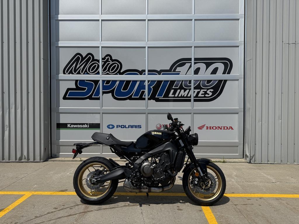 Yamaha XSR900 2025