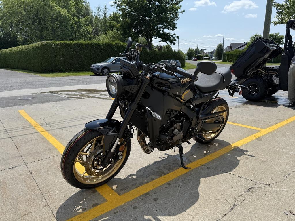 Yamaha XSR900 2025