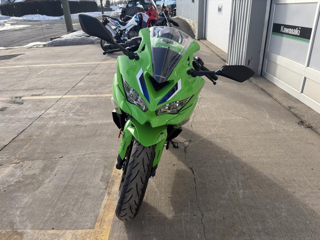 Kawasaki Ninja ZX-4RR KRT 2026