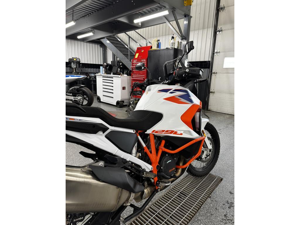 KTM 1290 ADVENTURE R 2024