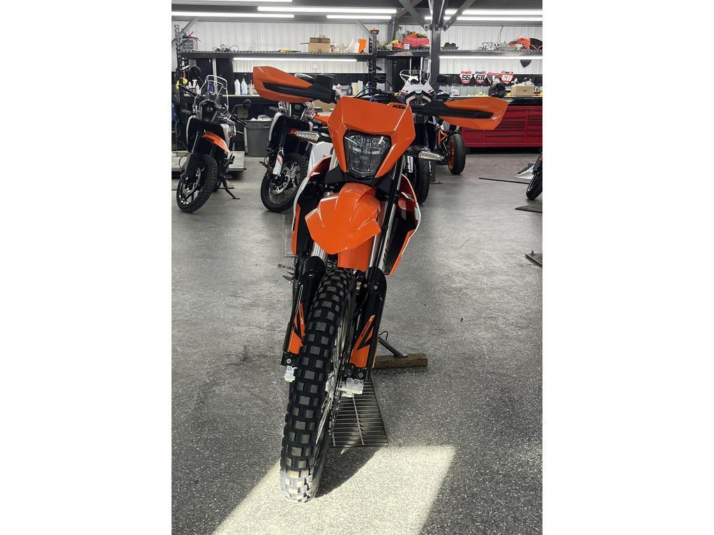 KTM 690 Enduro R 2026