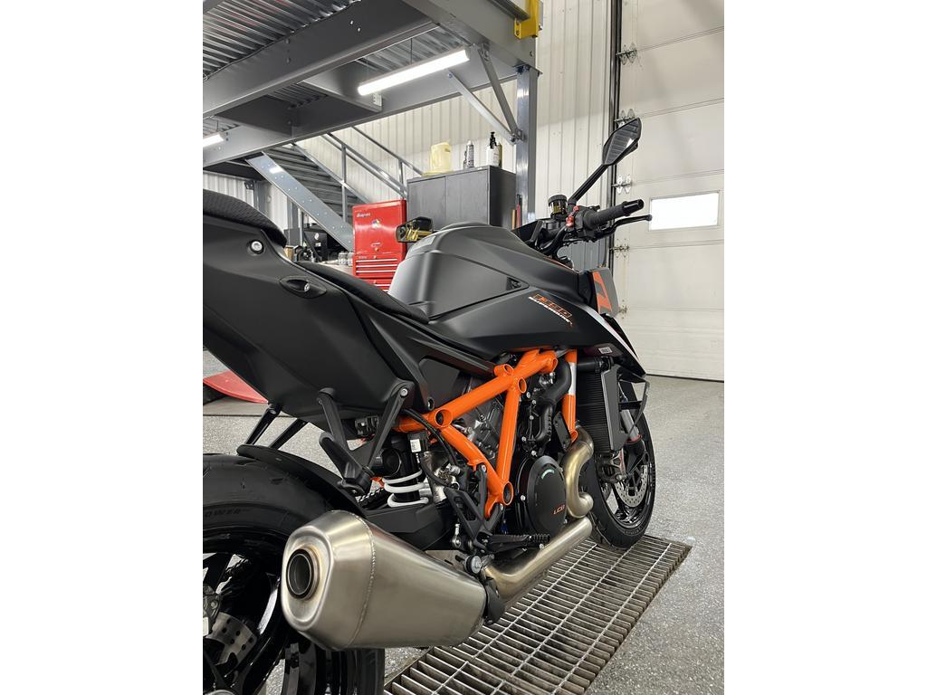 KTM 1390 SUPER DUKE R EV 2025