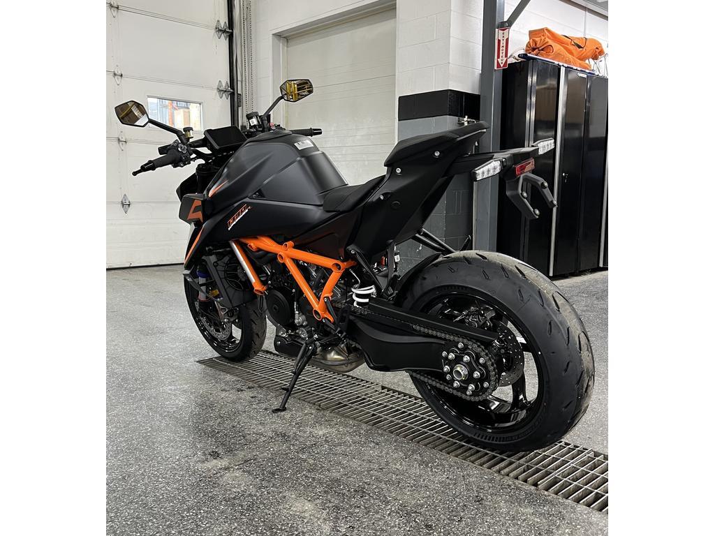 KTM 1390 SUPER DUKE R EV 2025