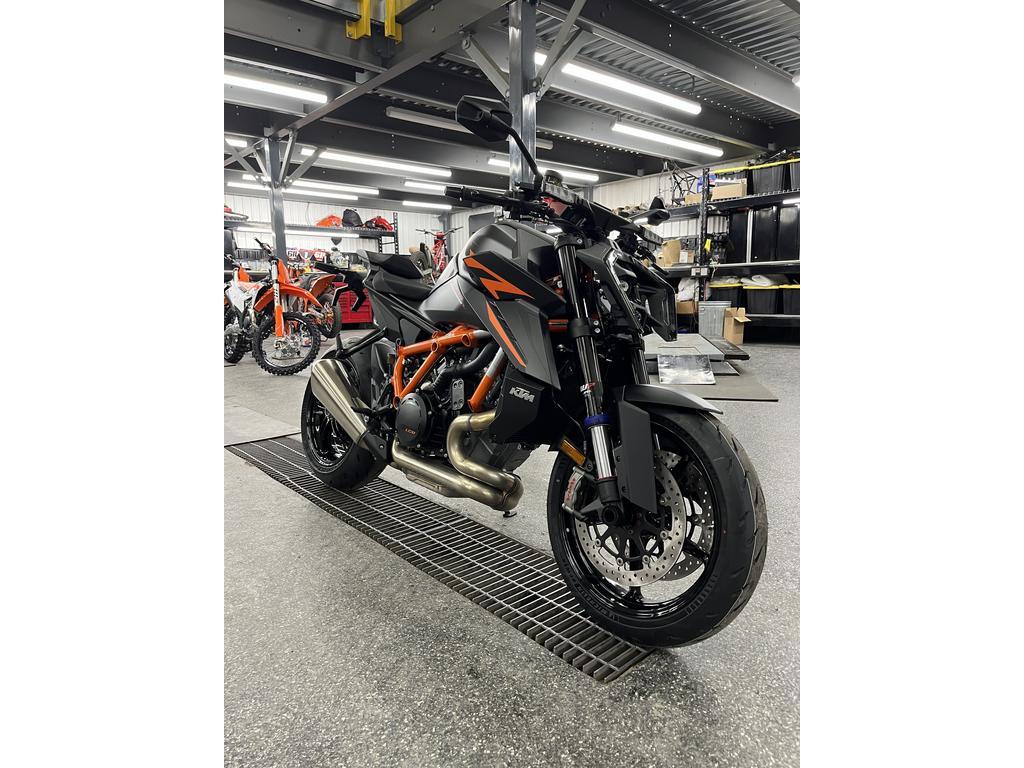 KTM 1390 SUPER DUKE R EV 2025