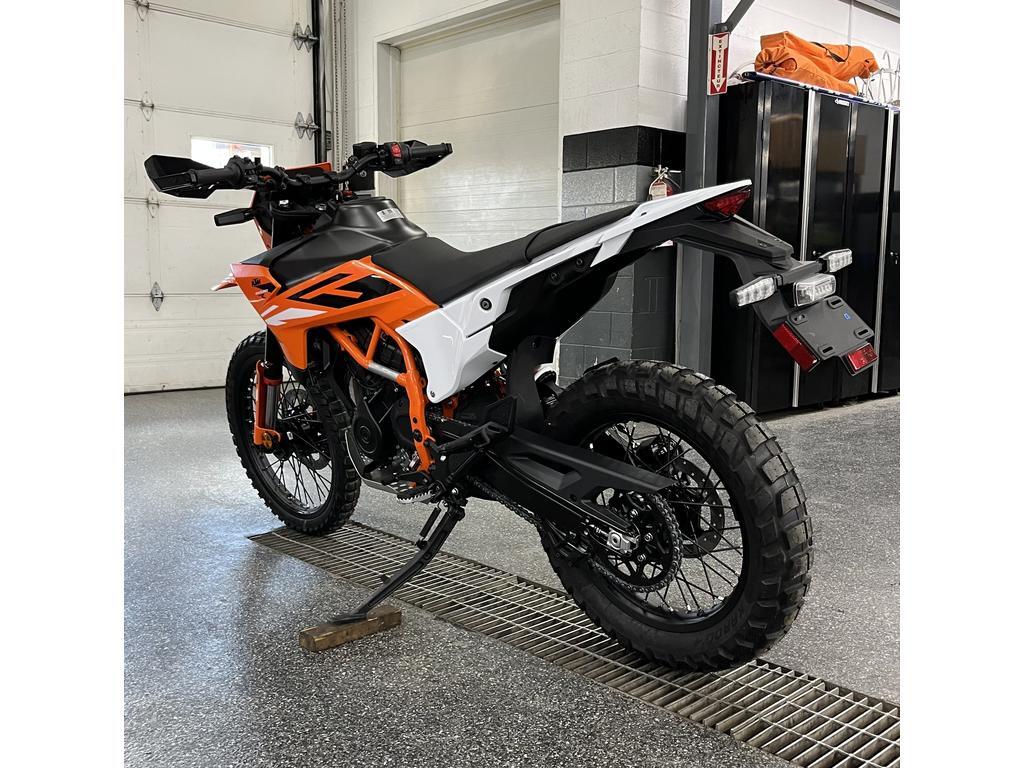 KTM 390 ENDURO R 2025