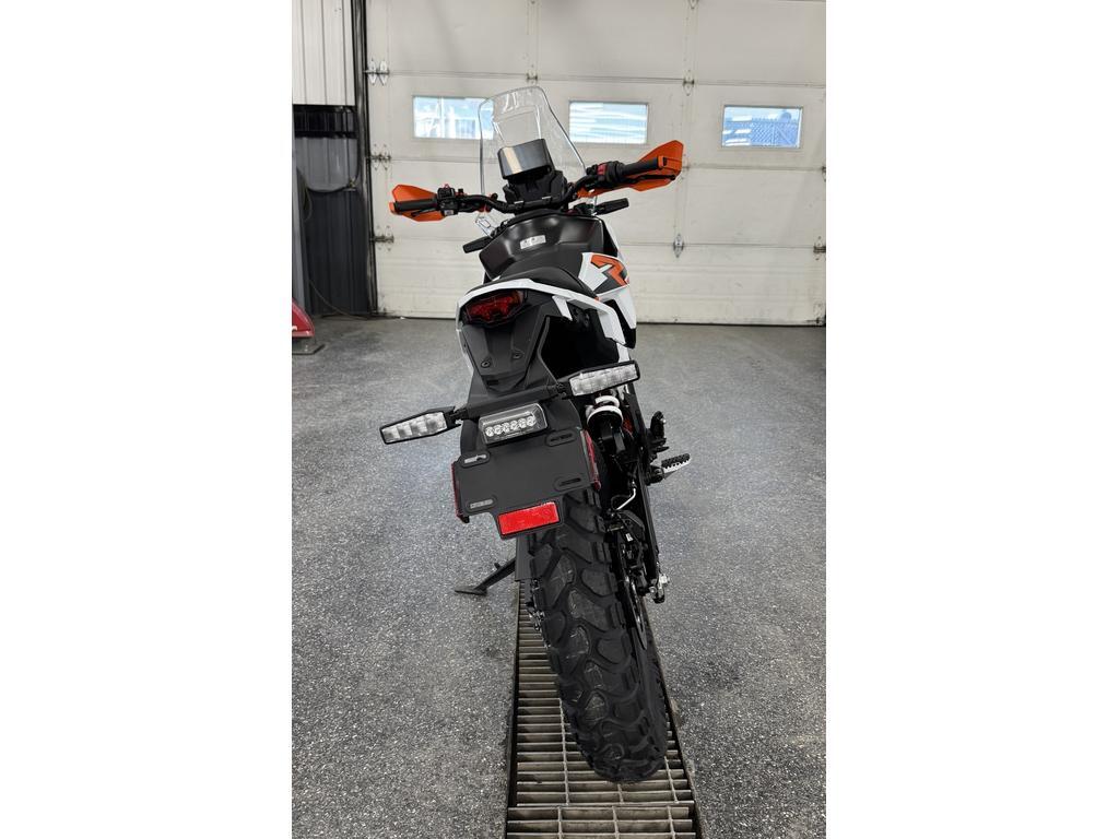 KTM 390 ADVENTURE R 2025