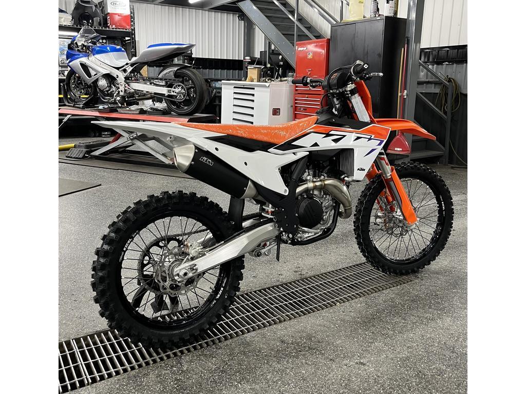 KTM 450 SX-F 2024