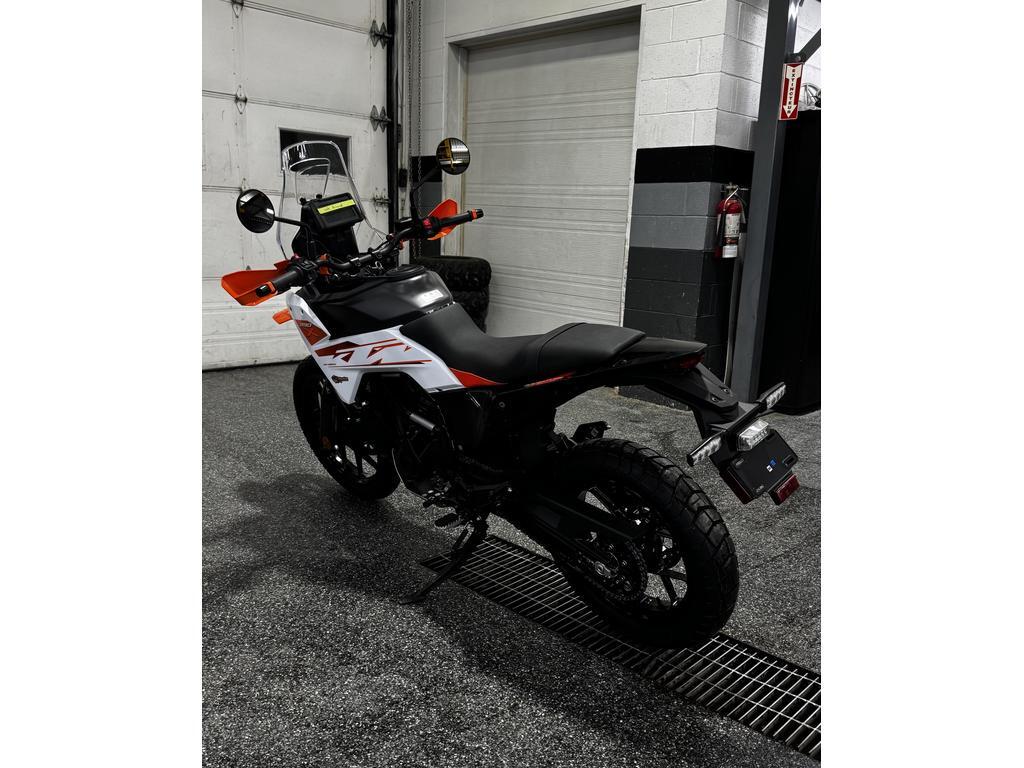 KTM 390 ADVENTURE X 2025