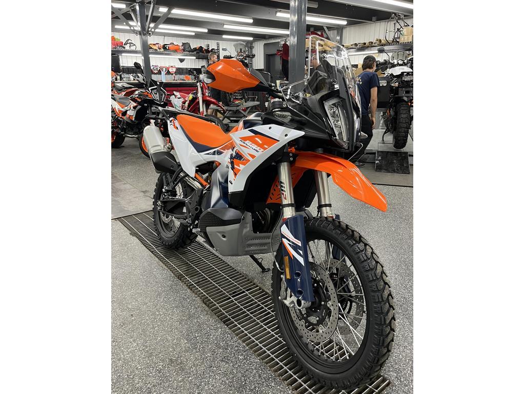 KTM 890 Adventure R 2025