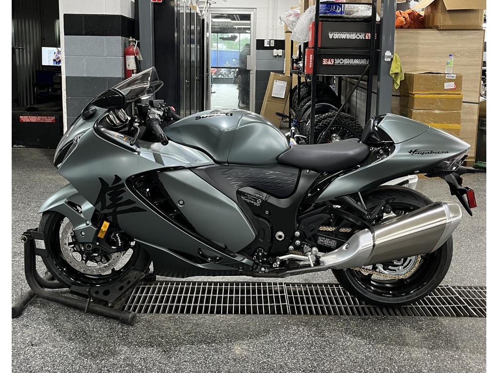 Suzuki Hayabusa 2025