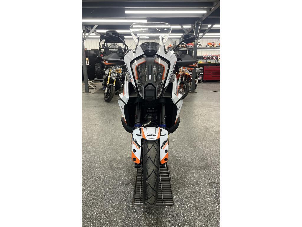 KTM 1290 Super Adventure S 2024