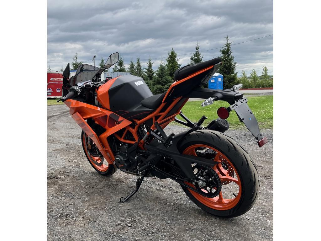 KTM RC 390 2024