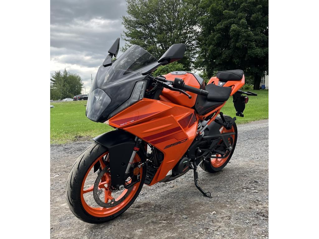 KTM RC 390 2024