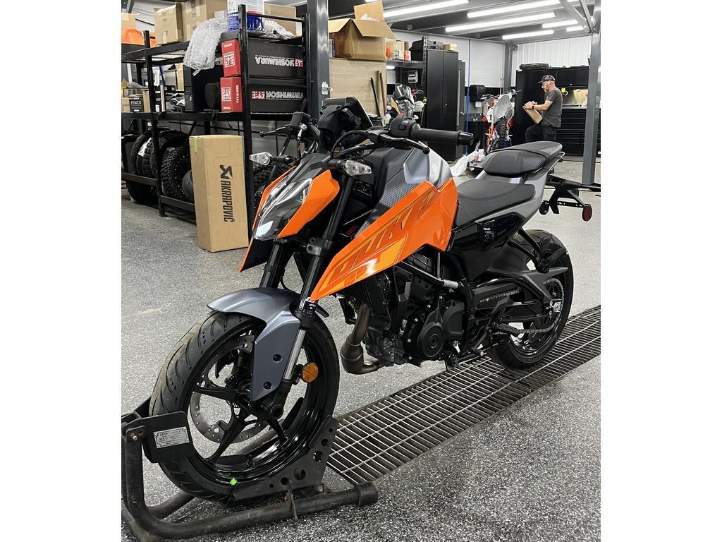 KTM 250 DUKE 2024