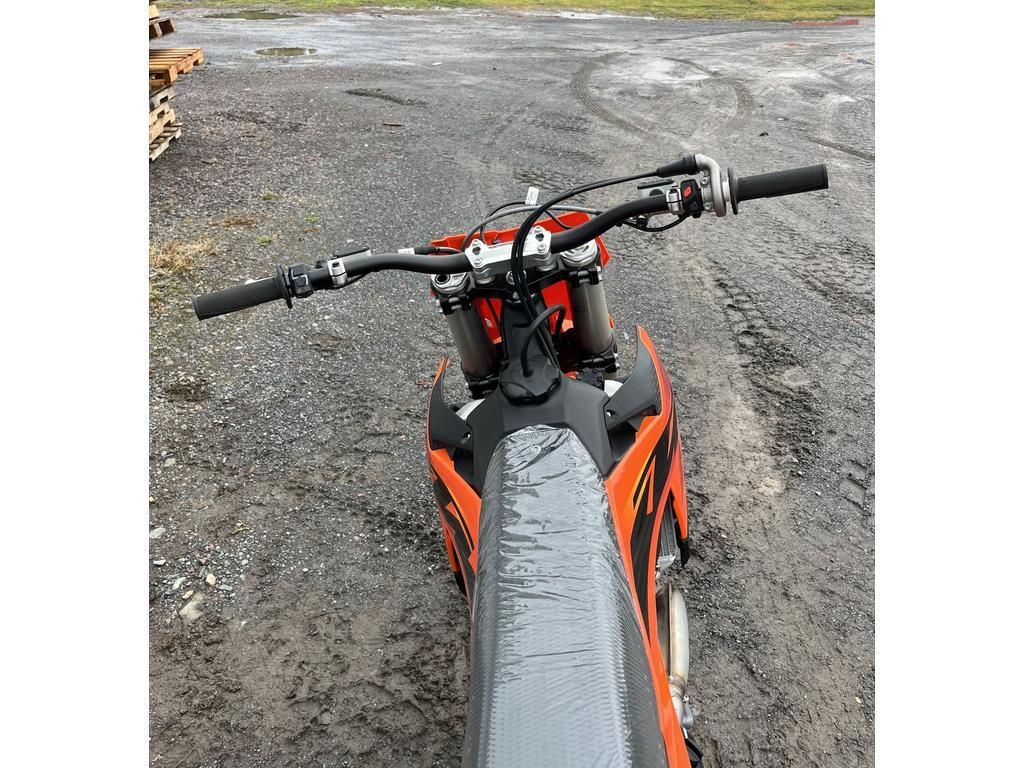 KTM 250 SX-F 2025