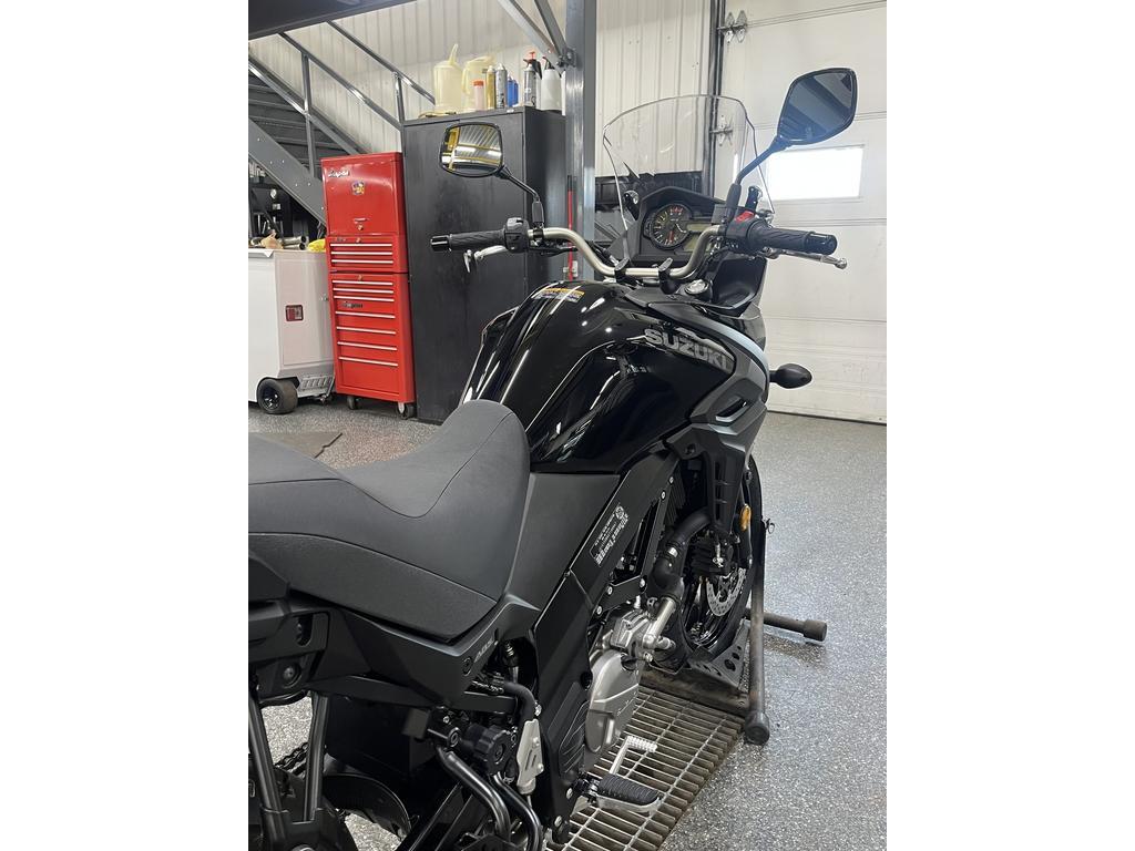 Suzuki V-Strom 650A 2025