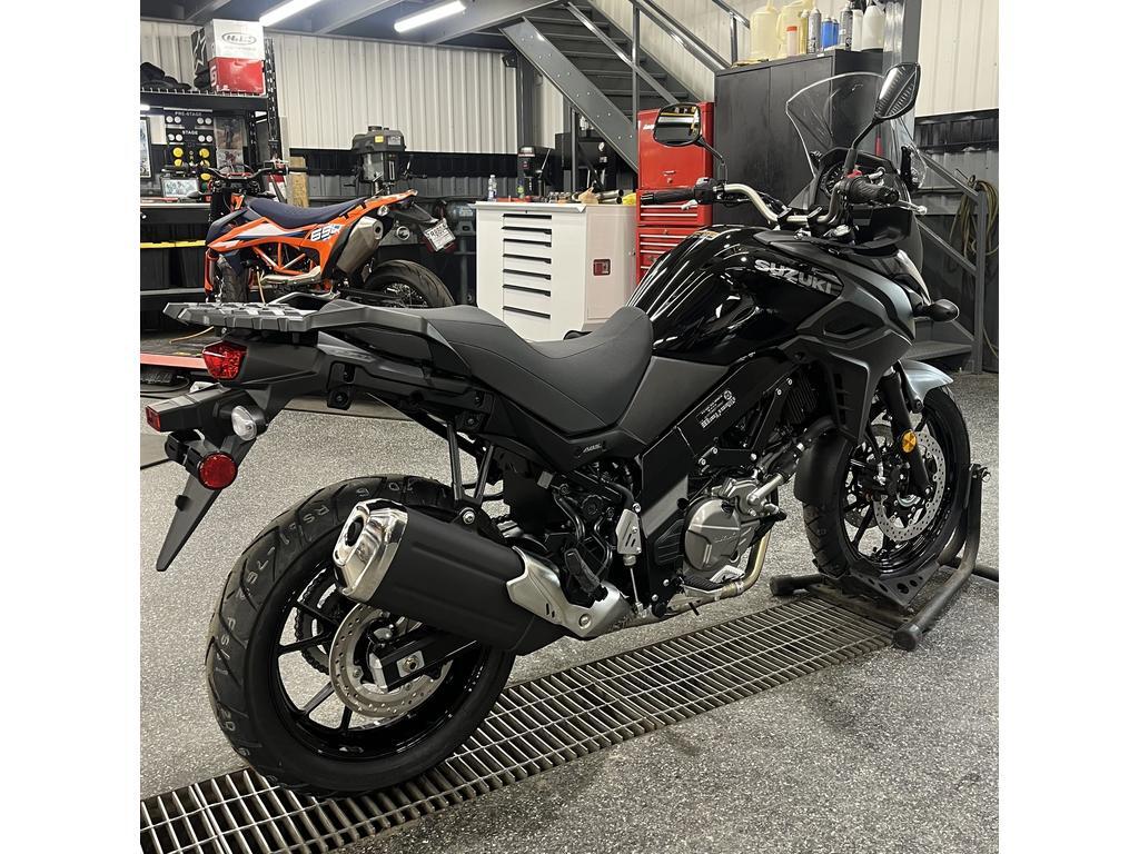 Suzuki V-Strom 650A 2025