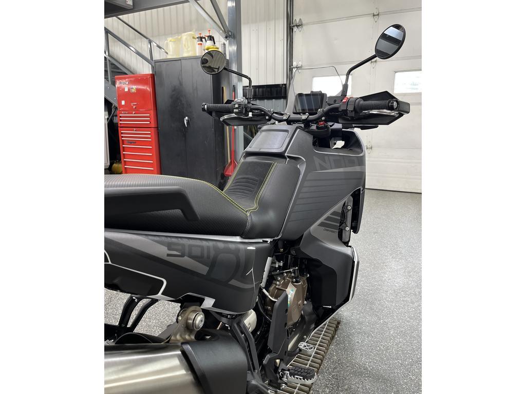 Husqvarna Norden 901 2025