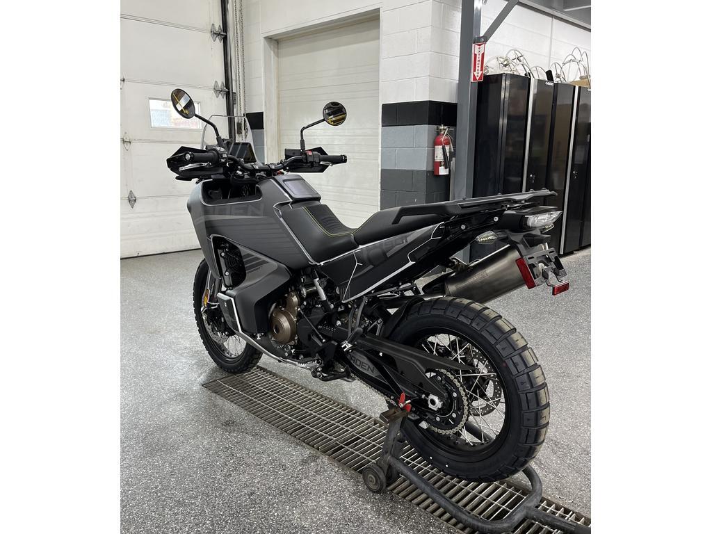 Husqvarna Norden 901 2025