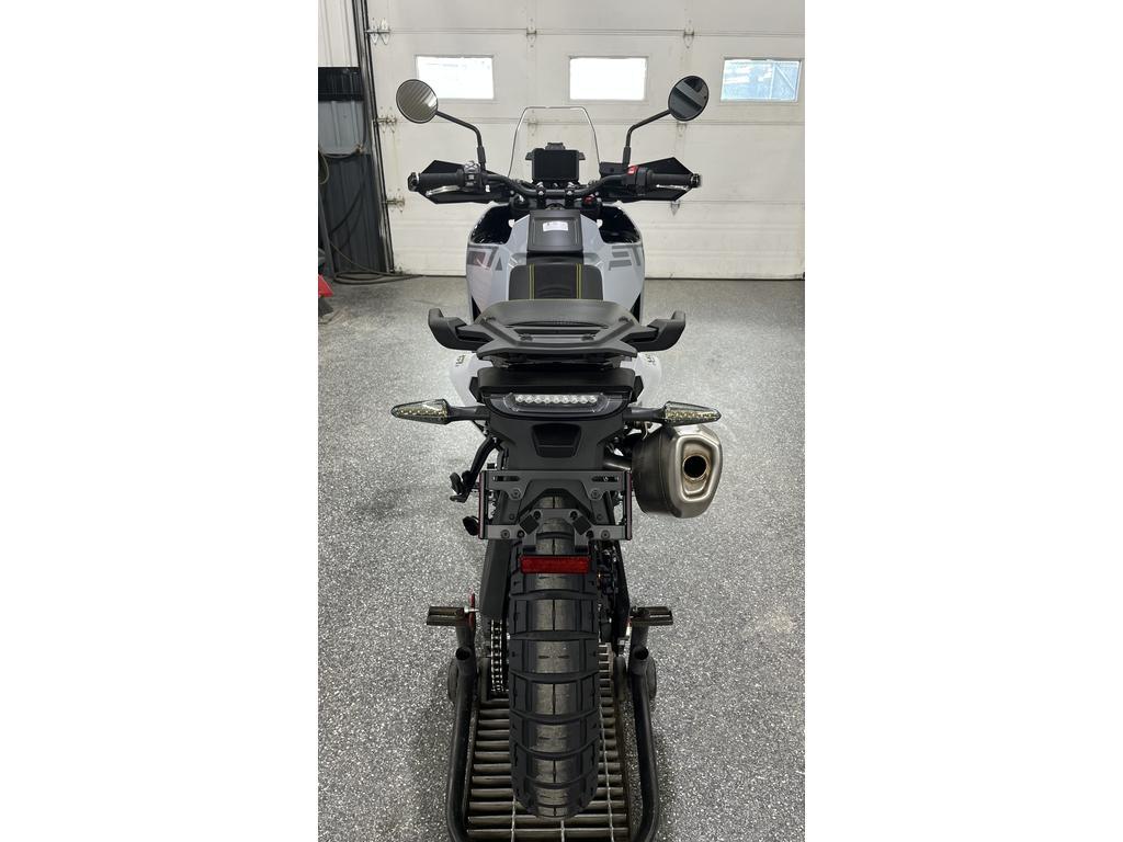 Husqvarna Norden 901 2025