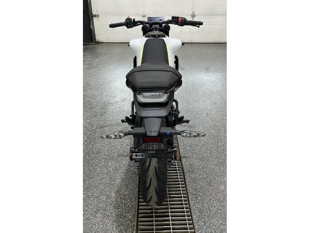 Husqvarna VITPILEN 401 B.D. 2024