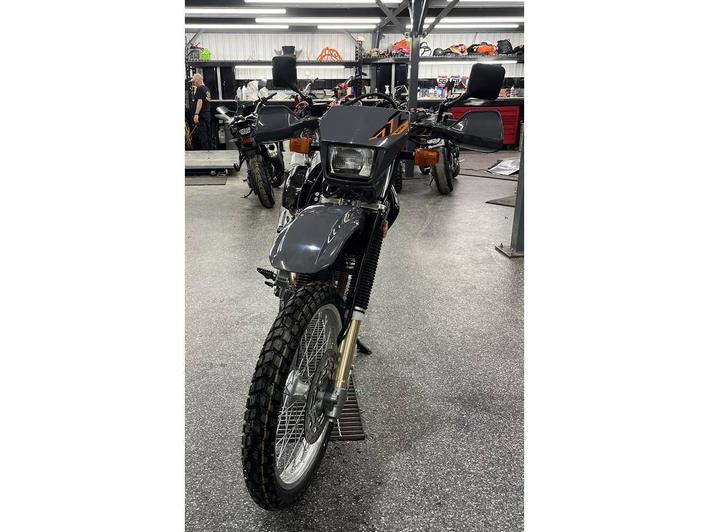 Suzuki DR650SE 2025