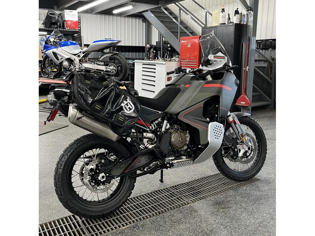 Husqvarna NORDEN 901 EXPEDITIO 2025