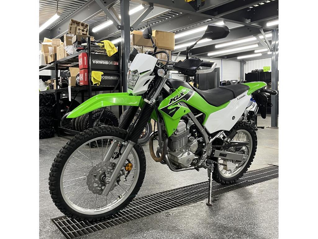 Kawasaki KLX230 2023