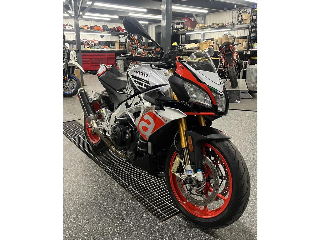 Aprilia TUONO 1100 2016