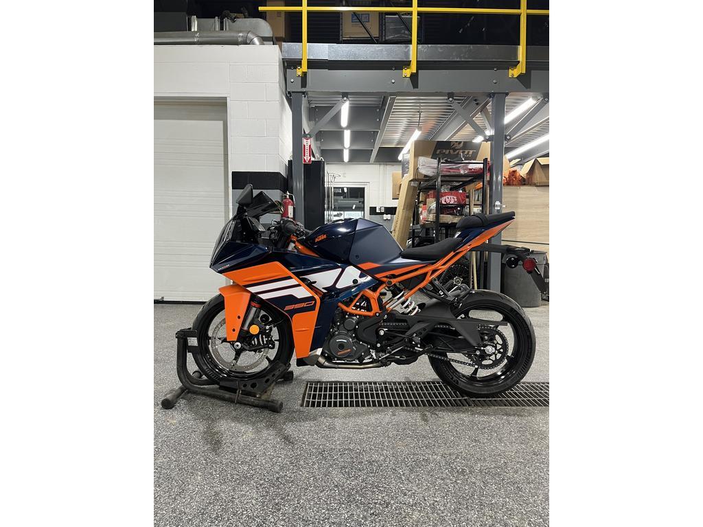 KTM RC 390 2024