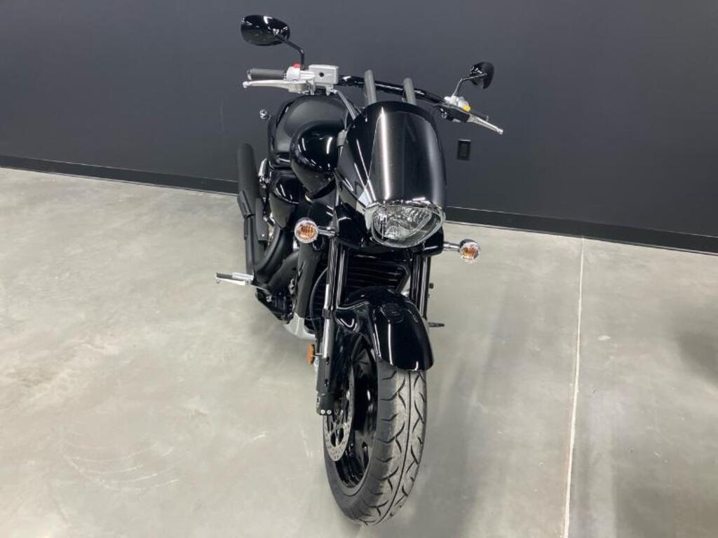 Suzuki Boulevard M109R 2024