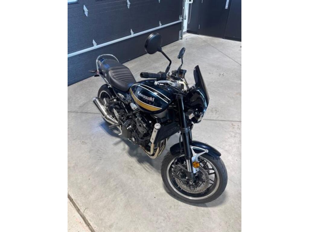 Kawasaki Zr 900 2022