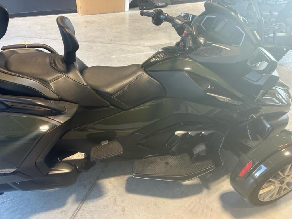 Can-Am SPYDER RT SEA-TO-SKY VERT/PROS 2023