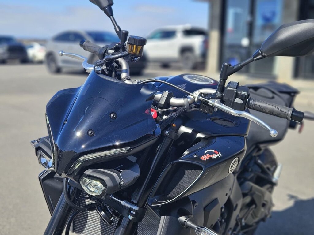 Yamaha MT-10 2025