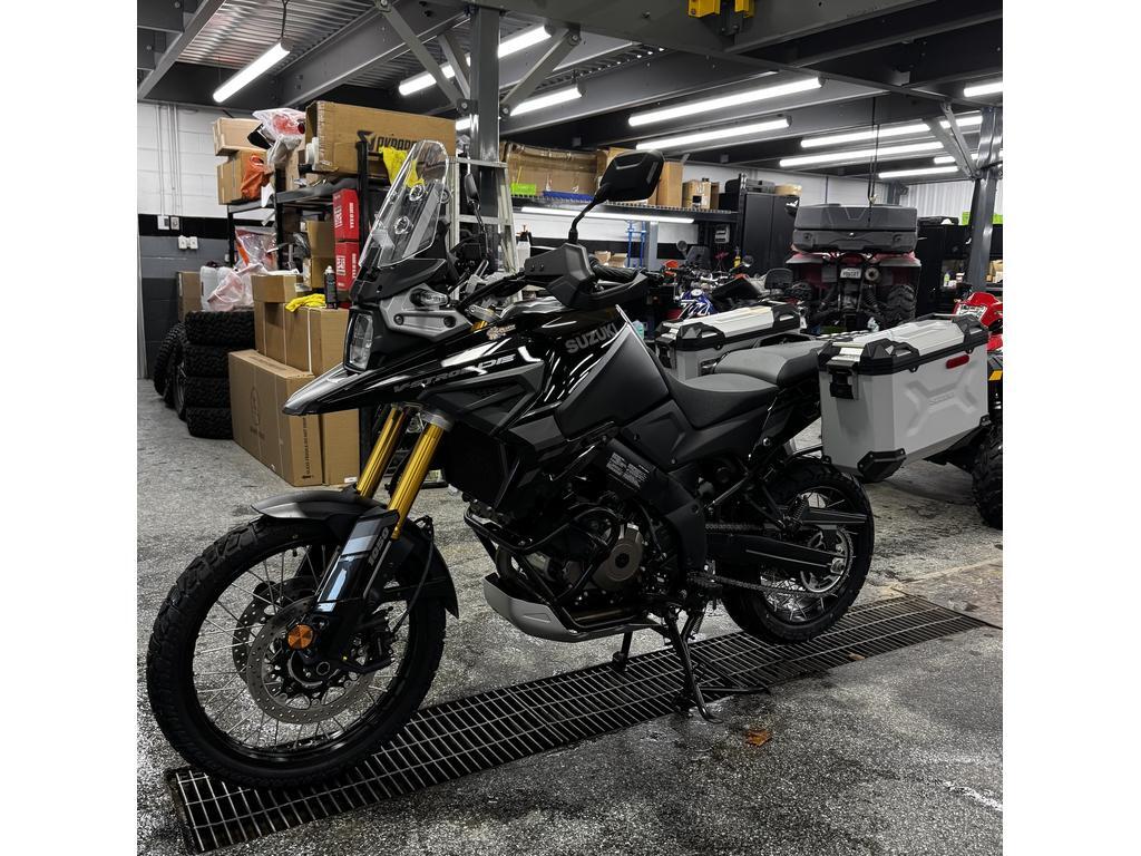 Suzuki DE 1050 2024
