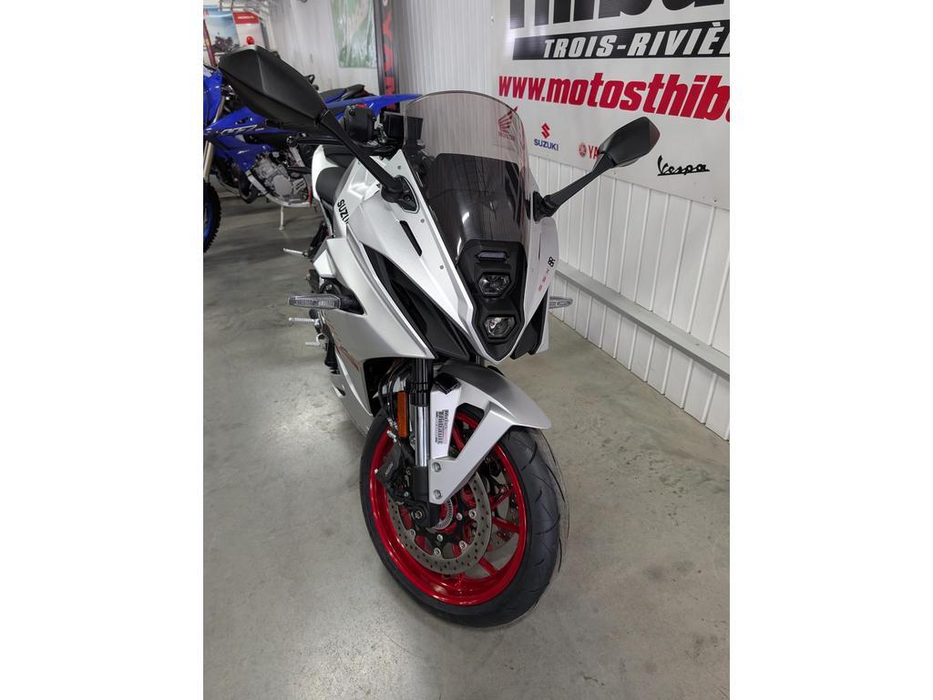 Suzuki GSX-8R 2024