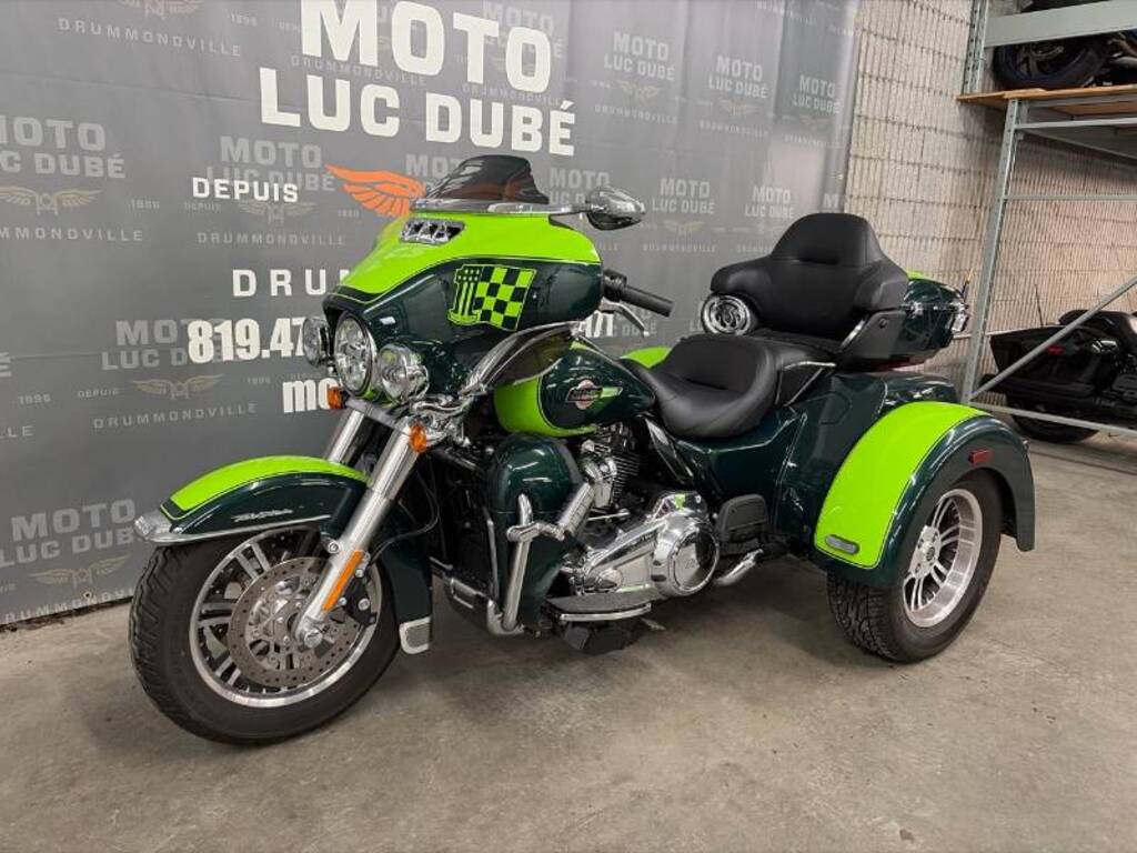 Harley-Davidson FLHTCUTG Tri Glide Ultra 2024