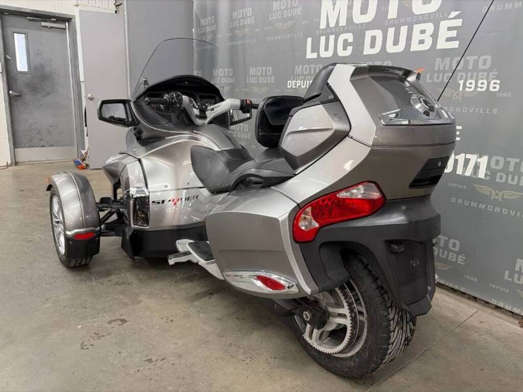 Can-Am Spyder RT-S SE5 2011