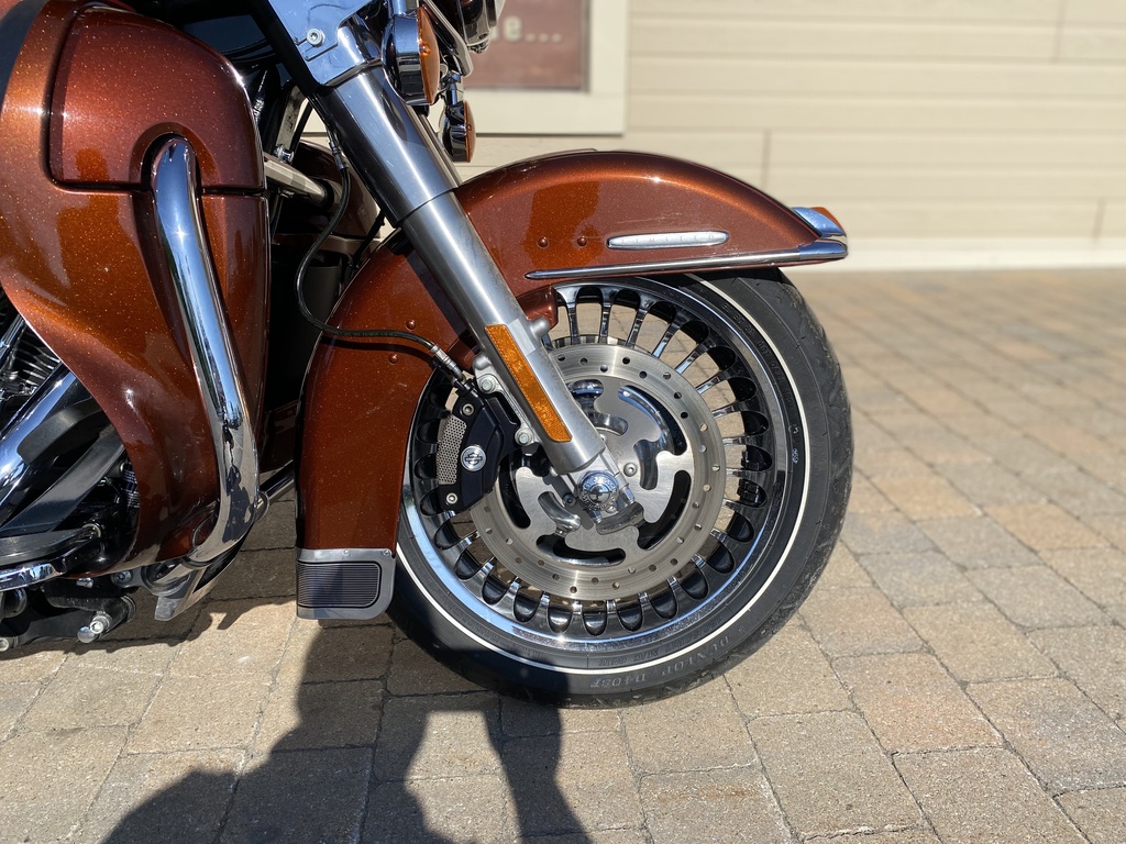 Harley-Davidson FLHTK Electra Glide Ultra Limited 2011