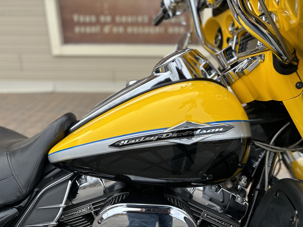 Harley-Davidson FLHTKSE CVO Ultra Limited Screamin Eagle 2012