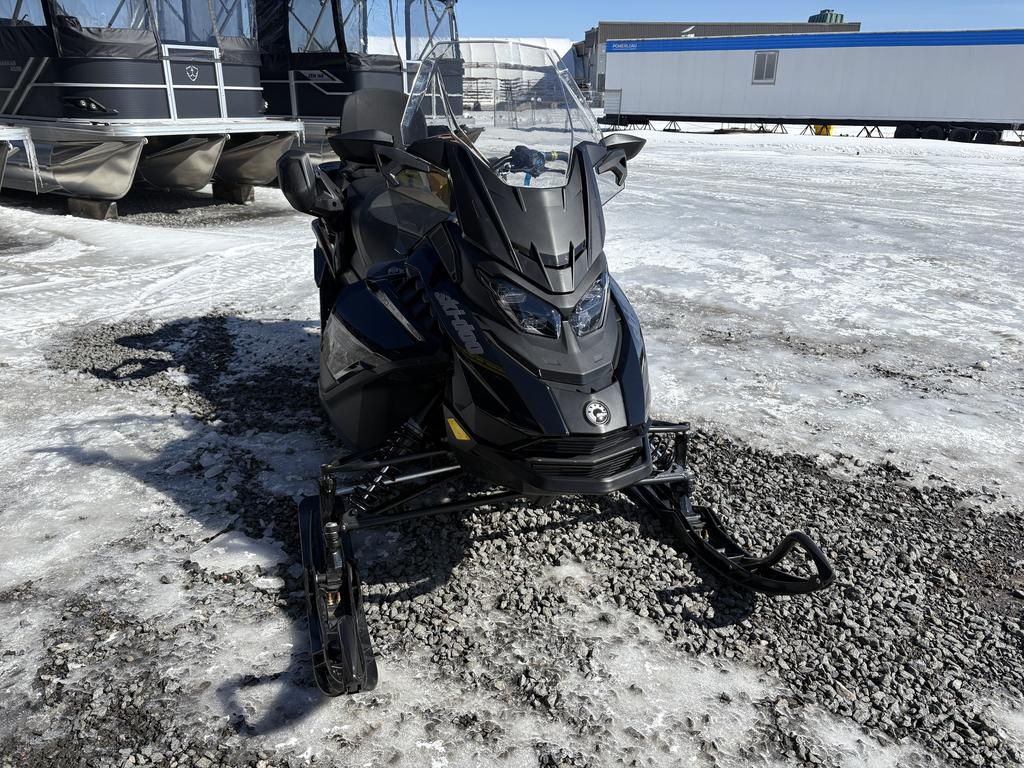 Ski-Doo GRAND TOURING 900 ACE LIMITED 2026