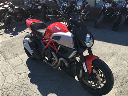 Ducati Diavel 2012
