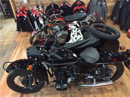 Ural Tourist LX With Sidecar 2016