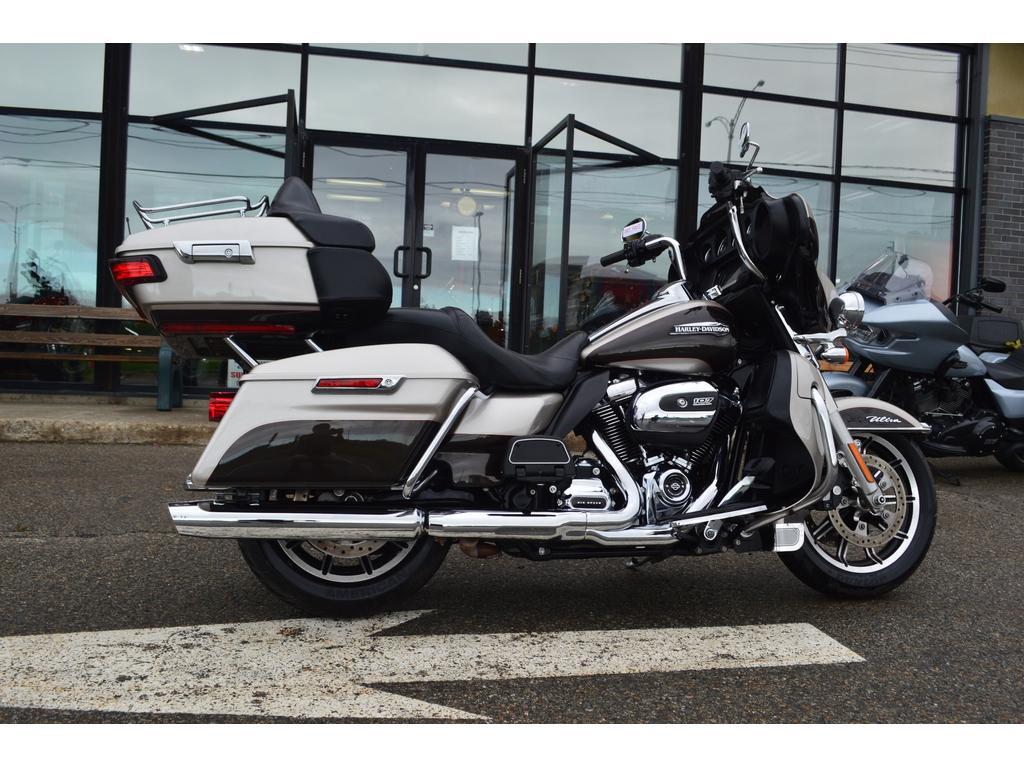 Harley-Davidson FLHTCU Electra Glide 2018