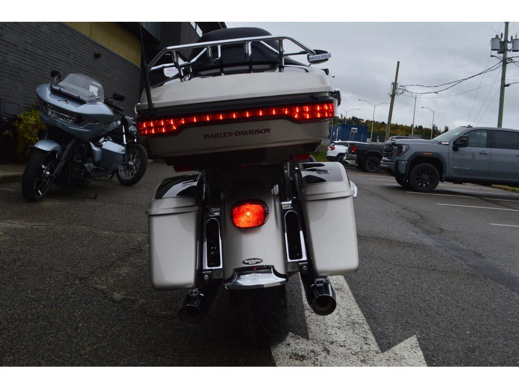 Harley-Davidson FLHTCU Electra Glide 2018